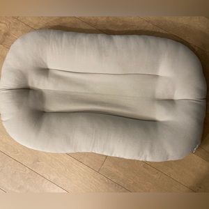Snuggle Me Organic Infant Lounger